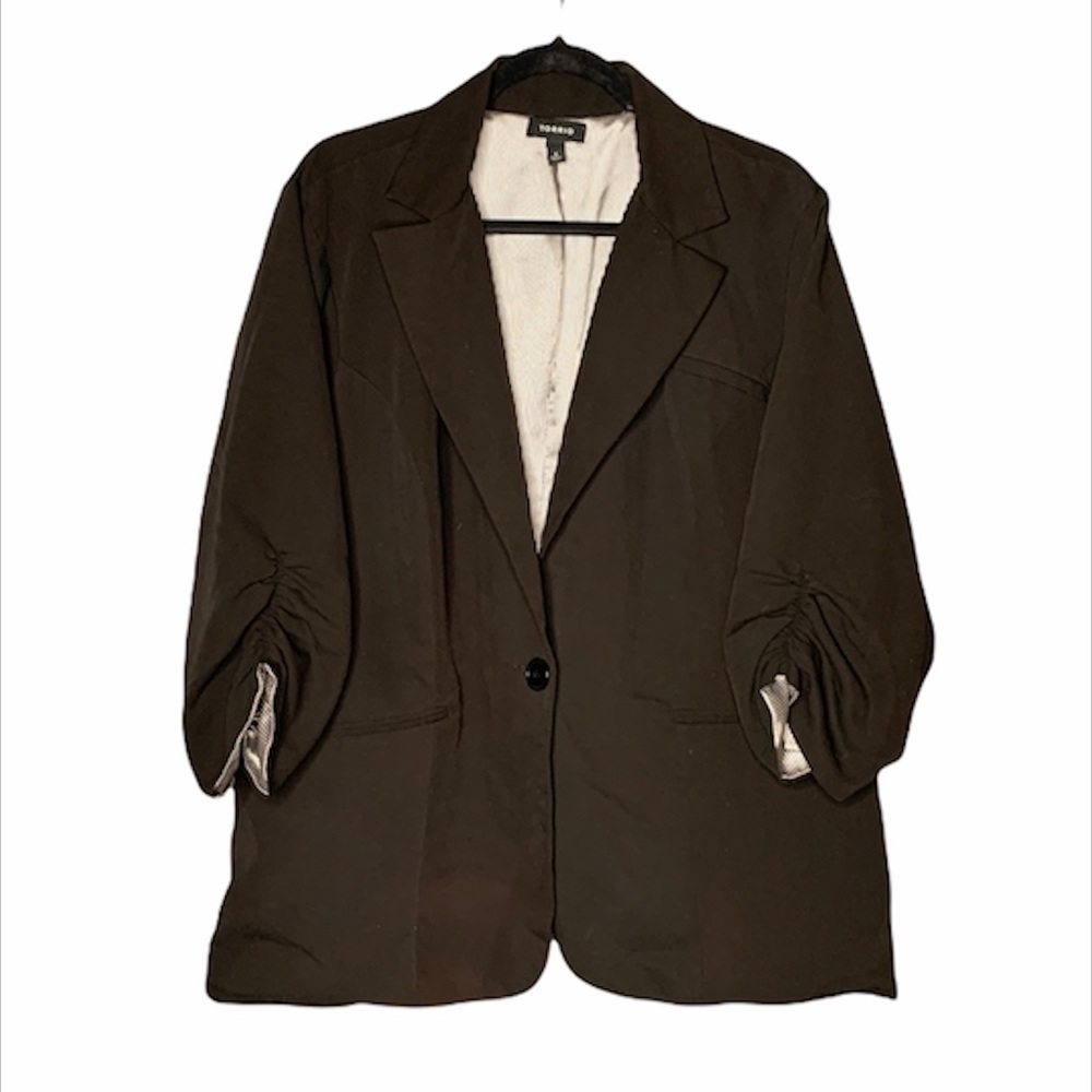 Torrid black rushed sleeve‎ blazer